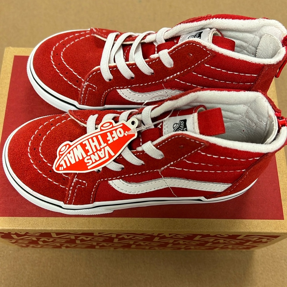 NWT VANS Toddler Sk8 Hi Zip!